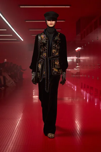 Look 42